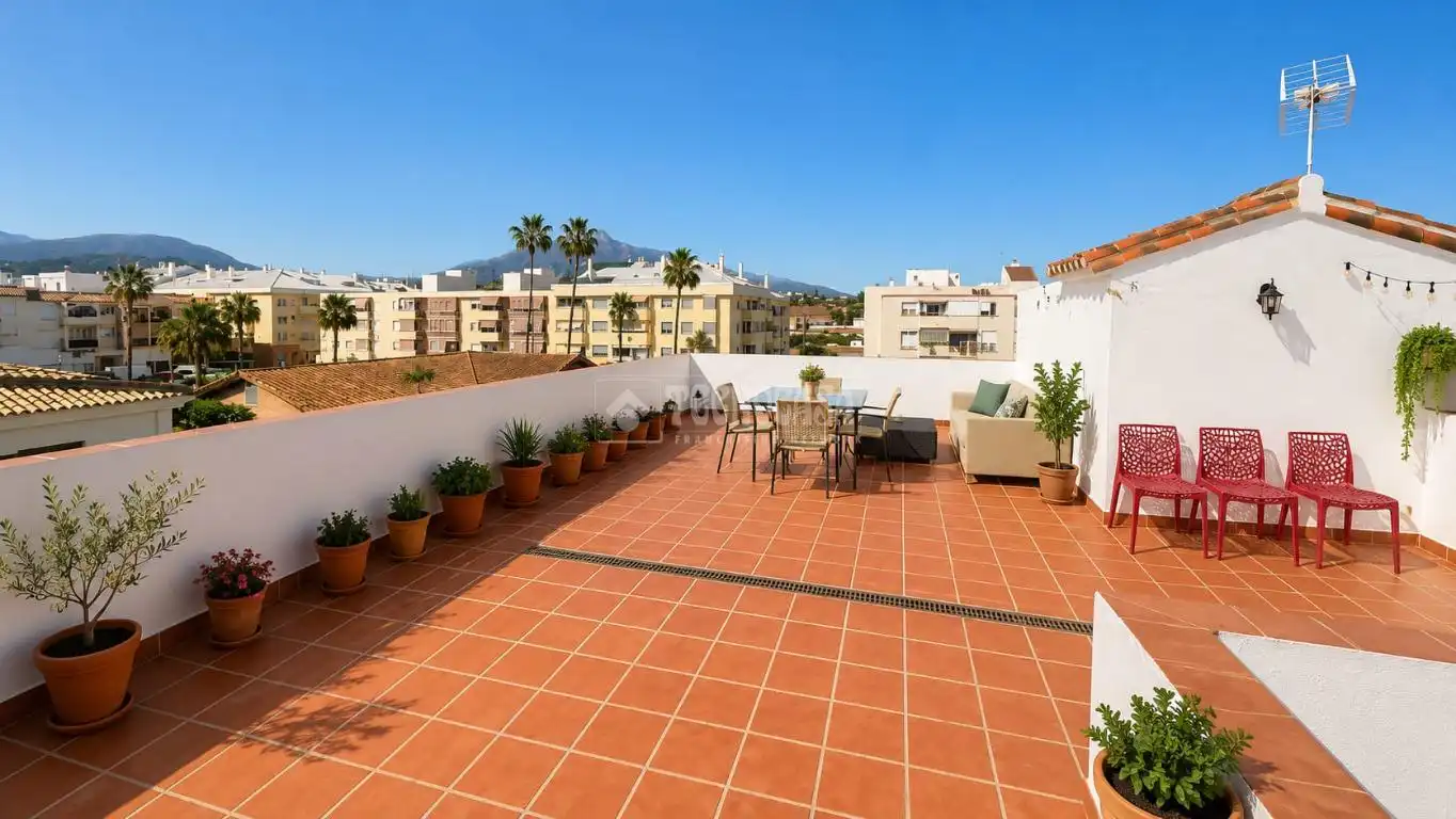 Terrasse von Einfamilien-Reihenhaus zum Verkauf in Marbella mit Terrasse