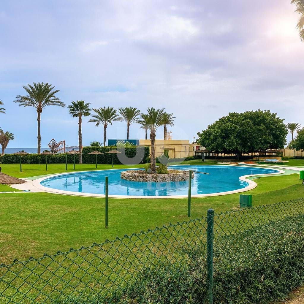 Piscina de Pis en venda en Alicante / Alacant amb Calefacció, Terrassa i Piscina