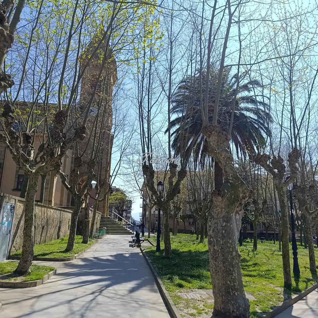 Vista exterior de Apartamento en venta en Getxo  con Calefacción y Parquet