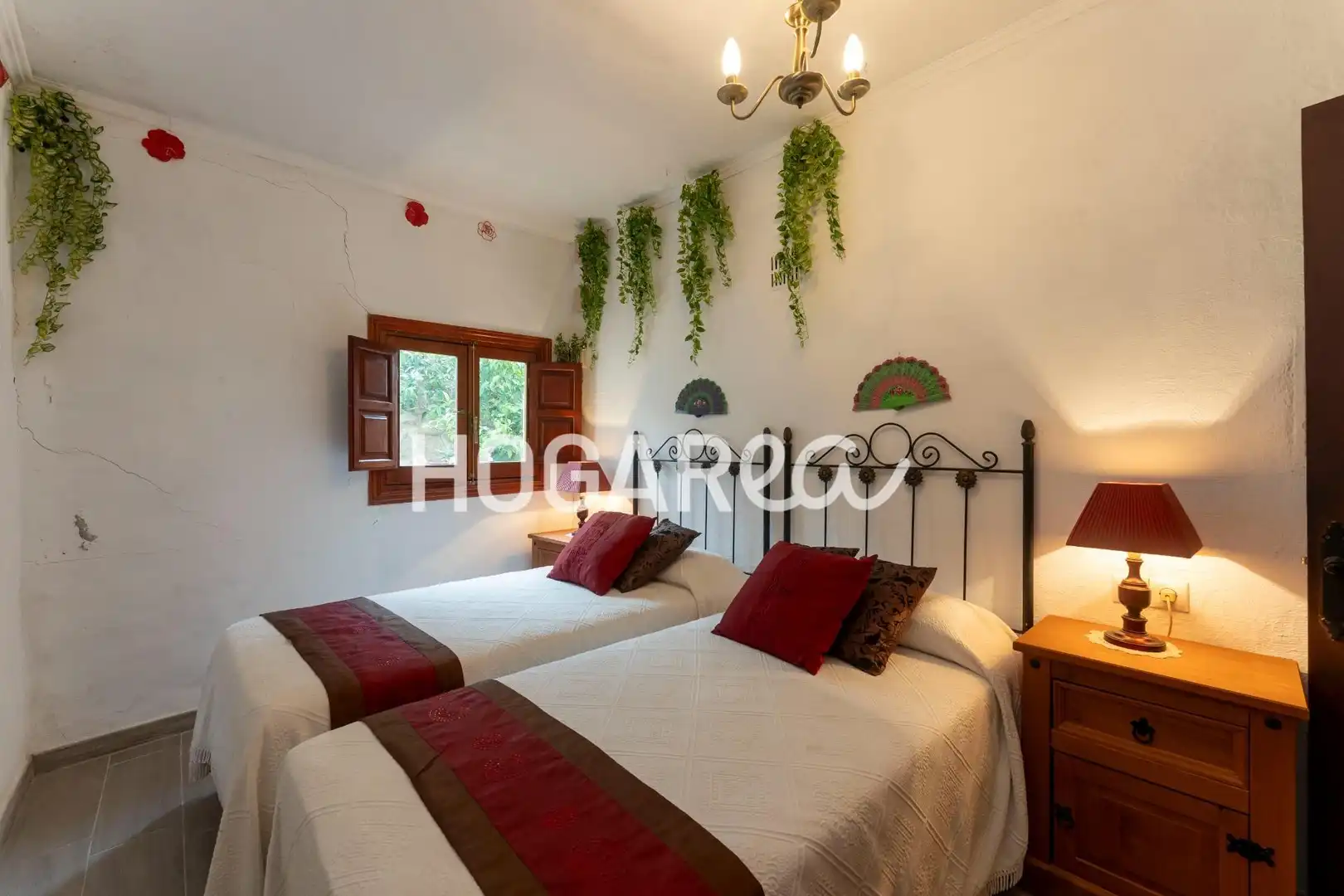 Habitación de Finca rústica en venta en Alcaucín con Jardín privado, Terraza y Piscina