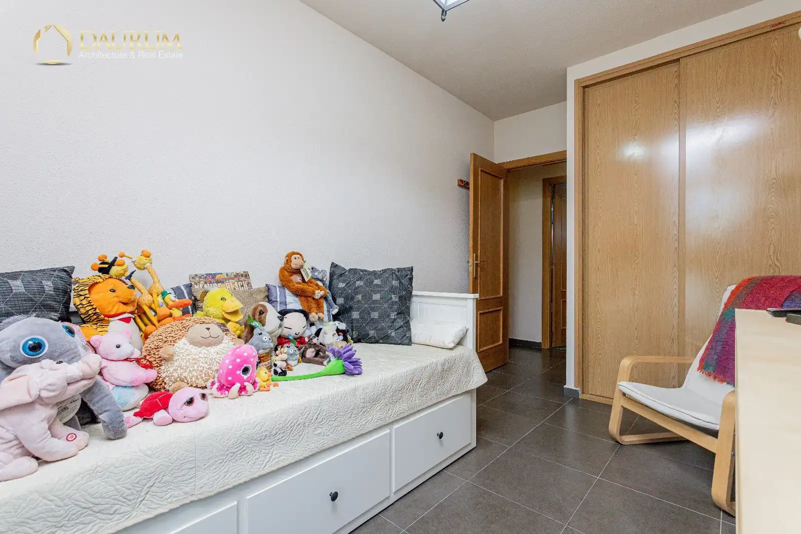 Casa adosada en venta en Meco con Aire acondicionado, Calefacción y Jardín privado
