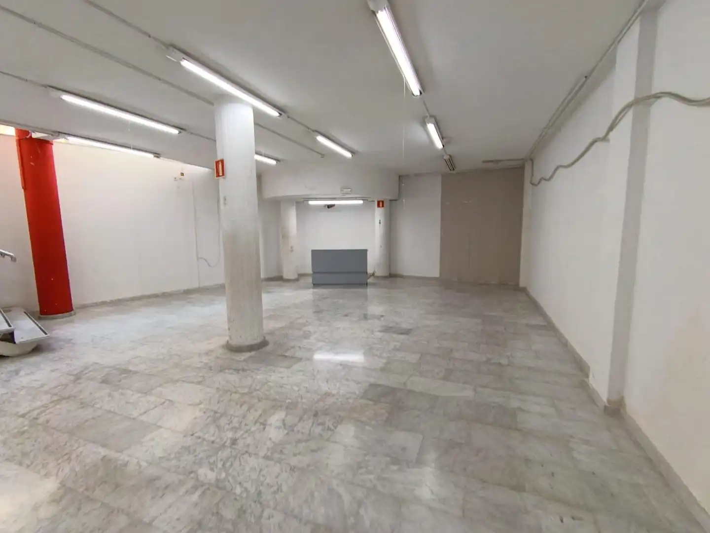 Local comercial de lloguer a Centre - Sant Oleguer, imagen 15