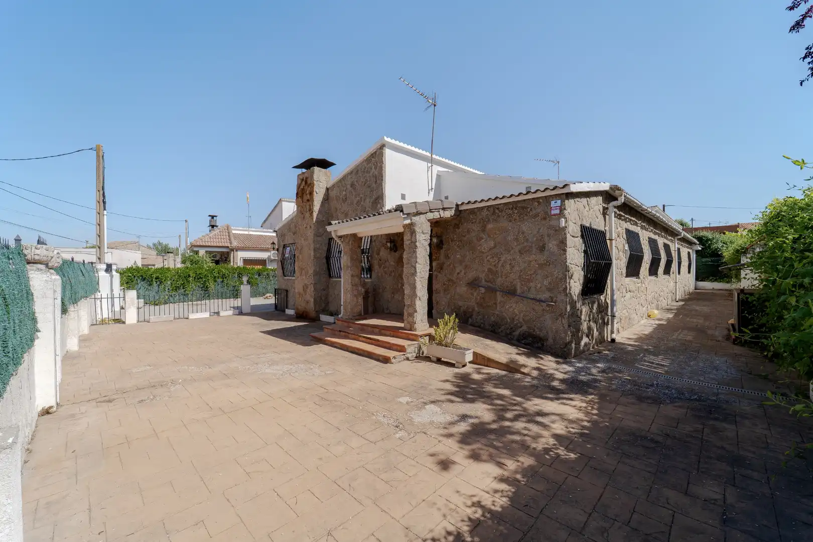 Vista exterior de Casa o xalet en venda en El Álamo amb Aire condicionat, Calefacció i Jardí privat