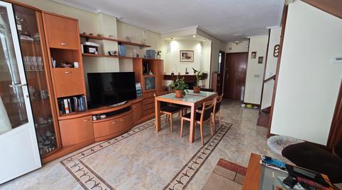 Foto 4 von Einfamilien-Reihenhaus zum Verkauf in Zona Playa, Laredo