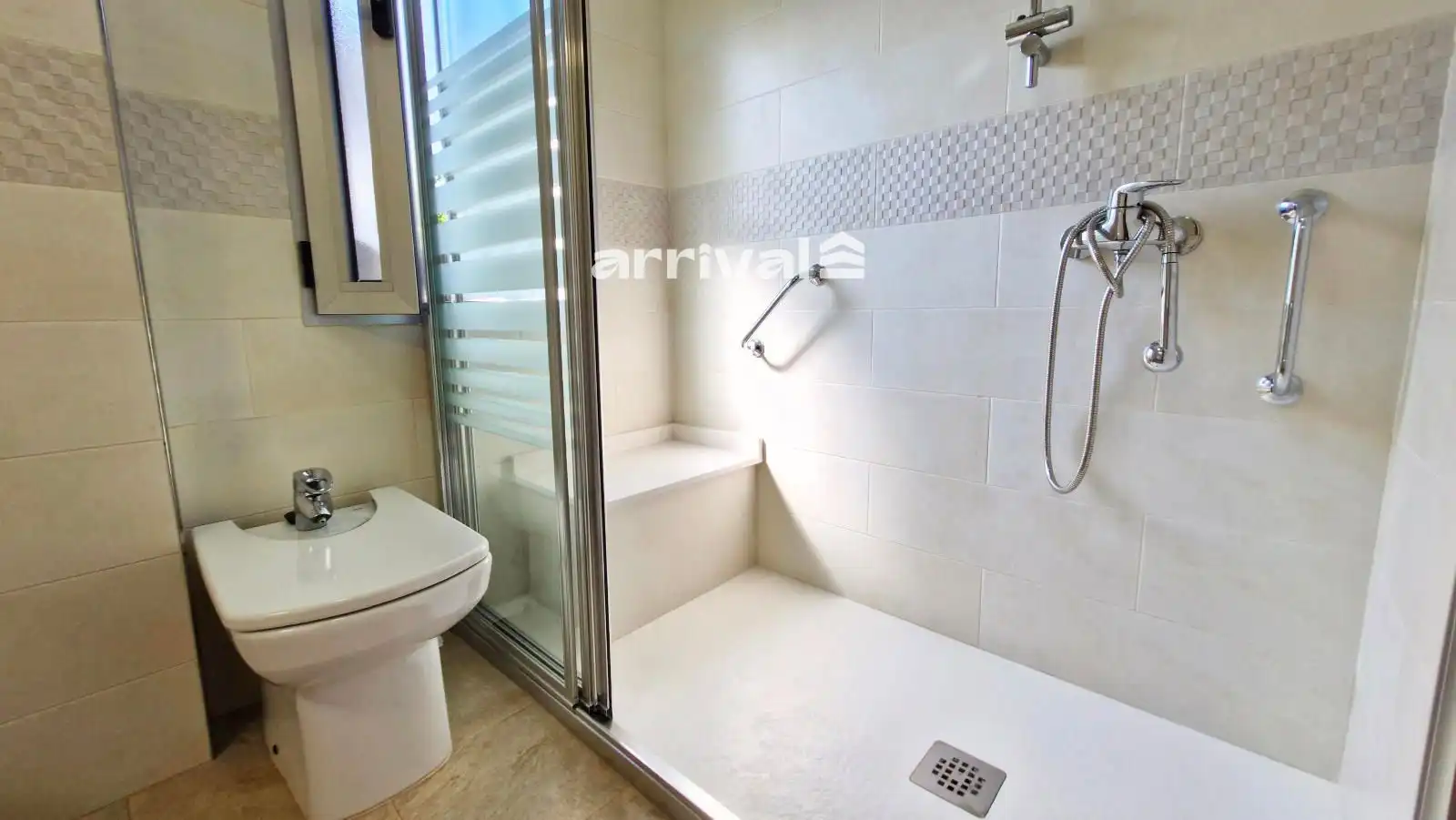 Baño de Casa o chalet en venta en Paterna con Aire acondicionado, Jardín privado y Terraza