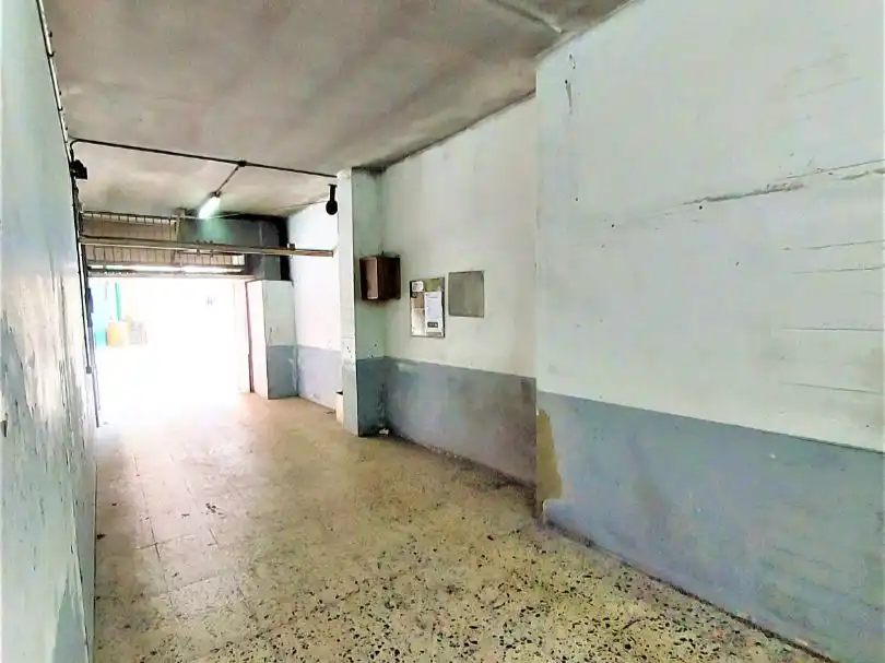 Garaje en venta en Os Mallos