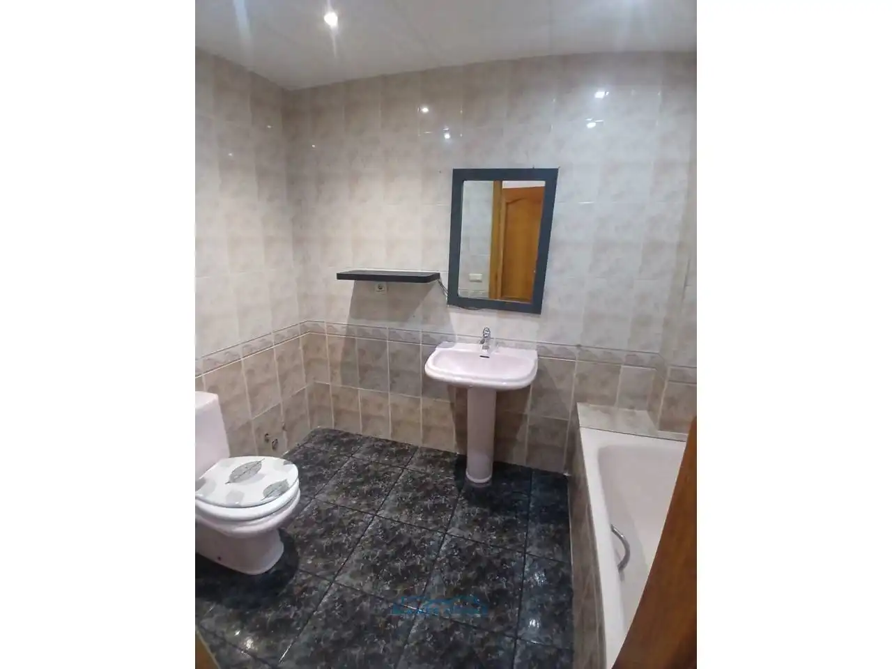 Bany de Apartament en venda en Blanes amb Balcó