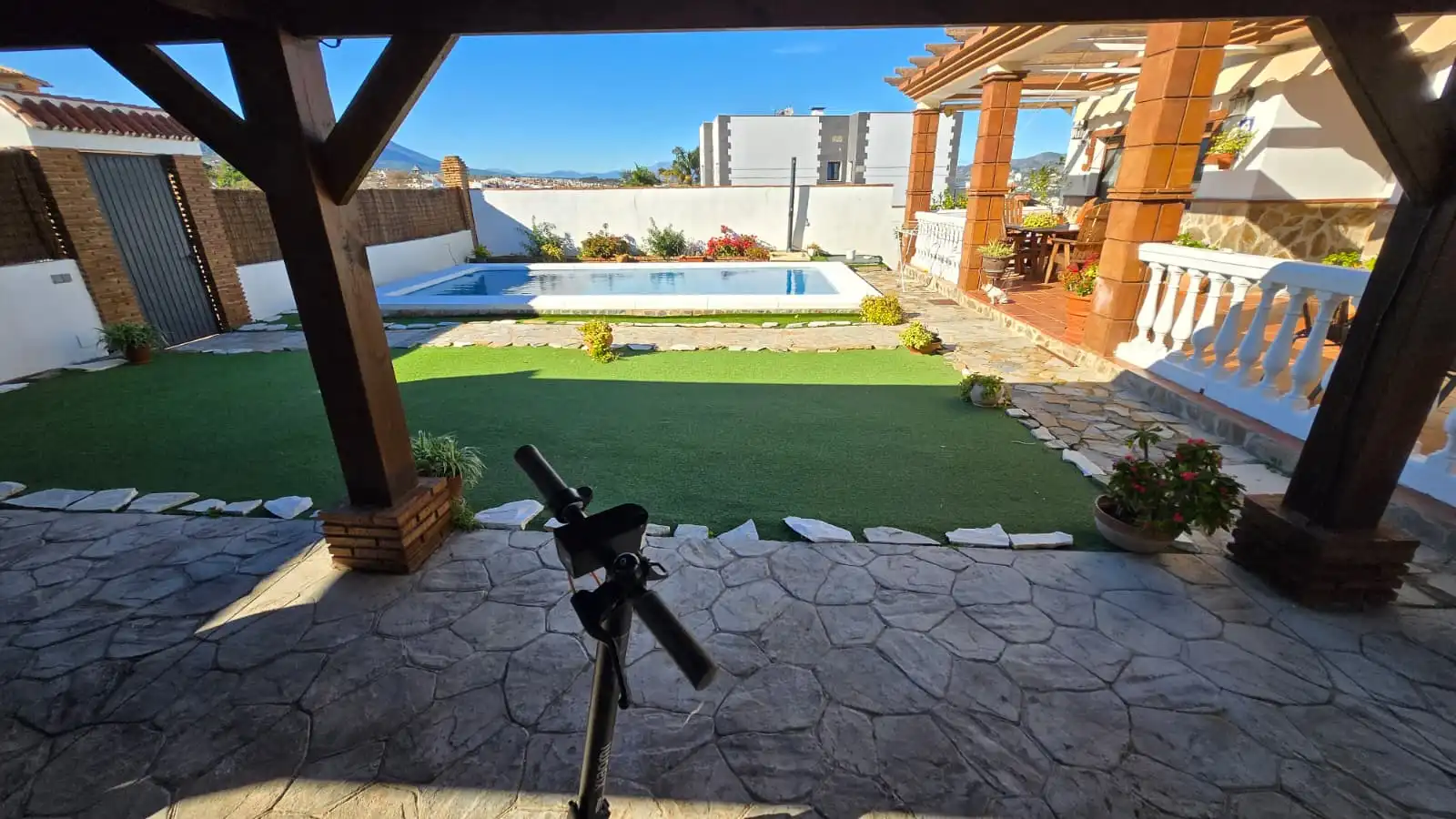 Piscina de Casa o chalet en venta en Alhaurín de la Torre con Aire acondicionado, Jardín privado y Terraza