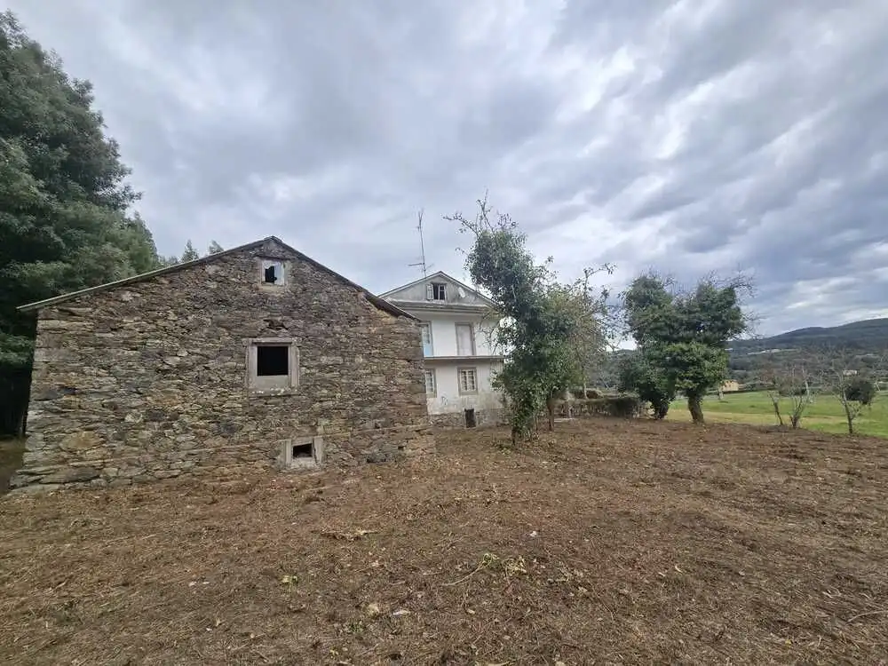 Vista exterior de Finca rústica en venda en As Somozas  amb Terrassa i Traster