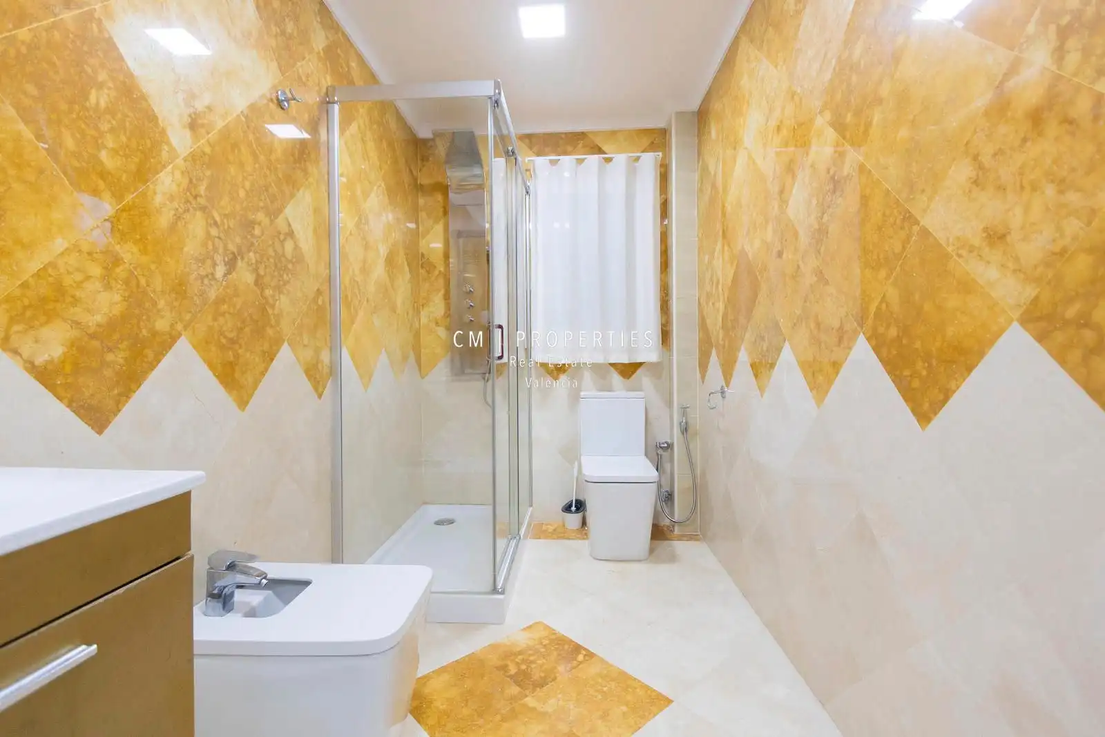 Houses for sale in Malaga, Entrepinos