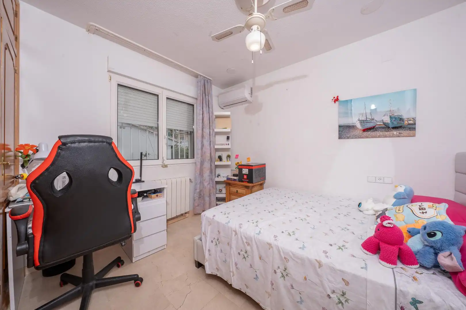 Dormitori de Casa o xalet en venda en La Nucia amb Calefacció, Jardí privat i Terrassa