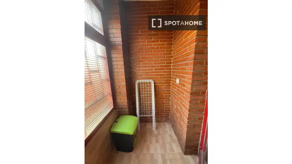 Exterior view of Flat for rent in Madrid  with Air Conditioner, Heating and Furnished