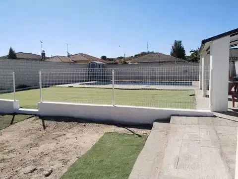 Piscina de Residencial en venta en El Casar de Escalona