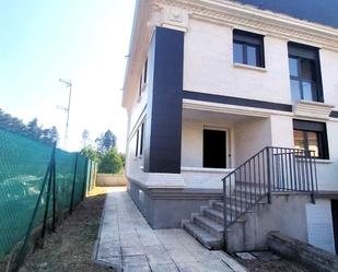 Exterior view of Single-family semi-detached for sale in Casalarreina  with Private garden and Terrace