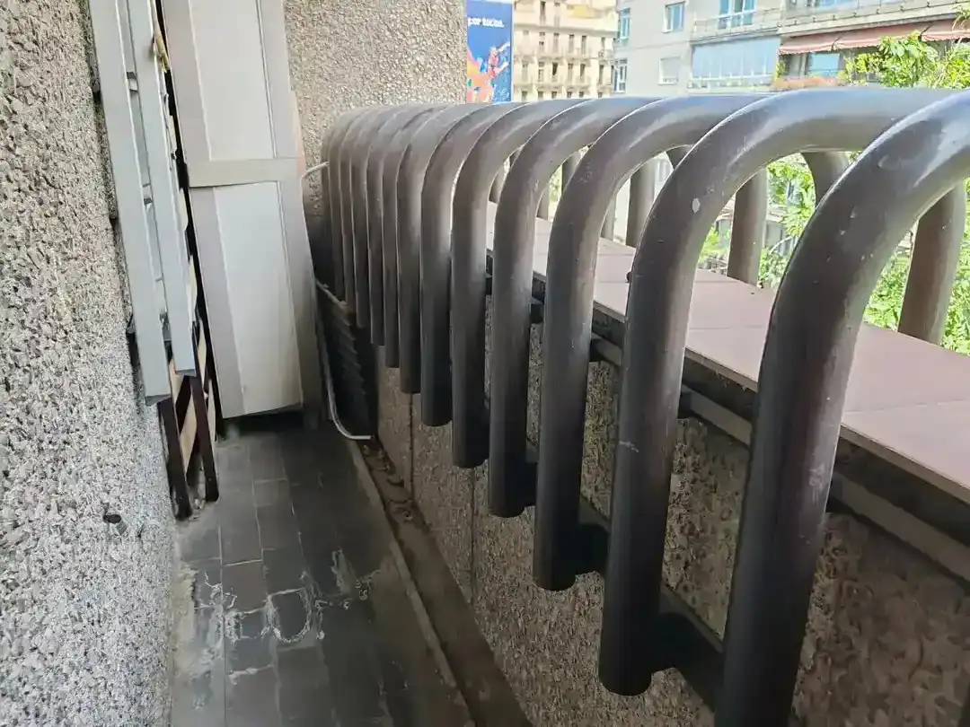 Parkplatz von Wohnung zur Miete in Madrid mit Klimaanlage, Parkett und Möbliert