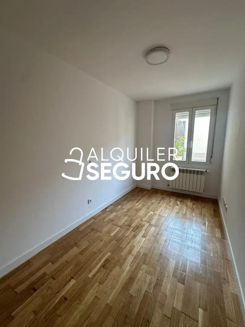 Habitación de Piso de alquiler en Navalcarnero con Calefacción, Trastero y Piscina