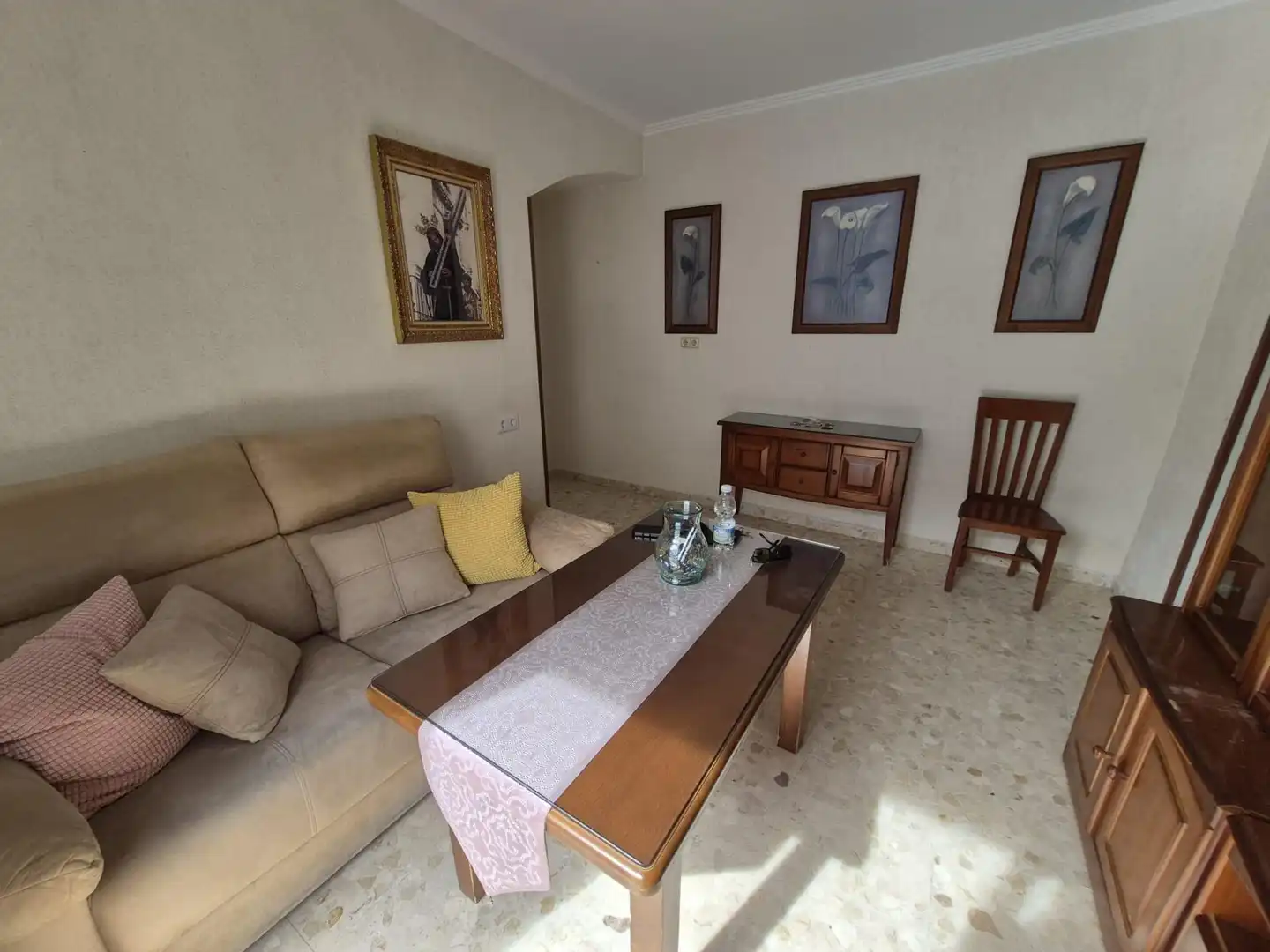 Sala d'estar de Casa o xalet en venda en Arcos de la Frontera