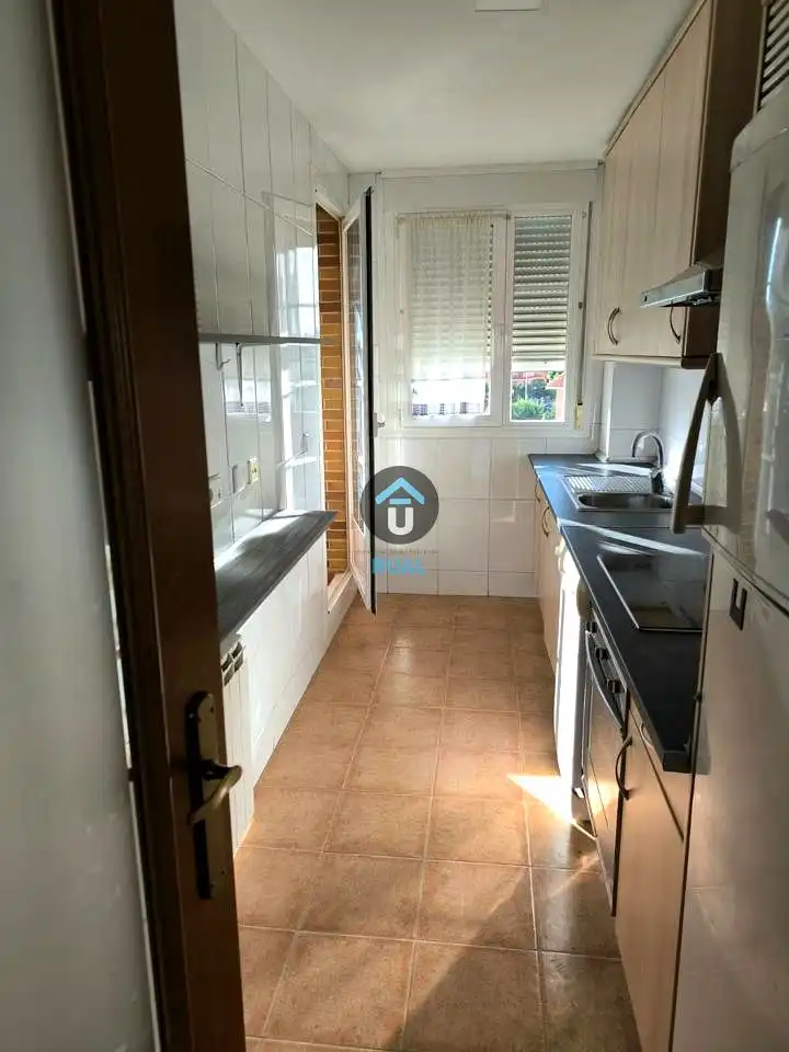 Cuina de Pis de lloguer en Villanueva de la Cañada amb Aire condicionat, Calefacció i Terrassa