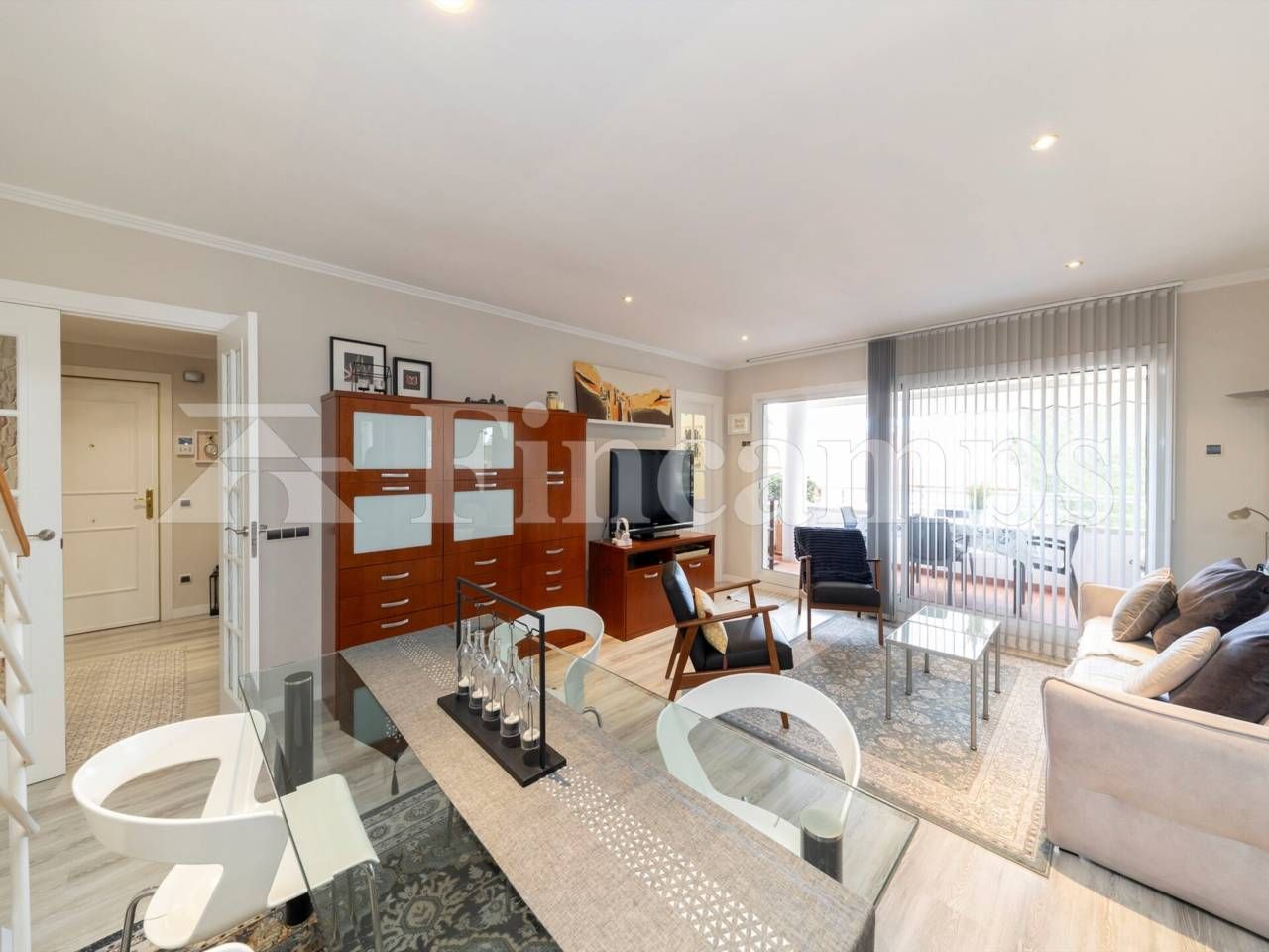 Living room of Flat for sale in Sant Quirze del Vallès  with Air Conditioner, Heating and Parquet flooring