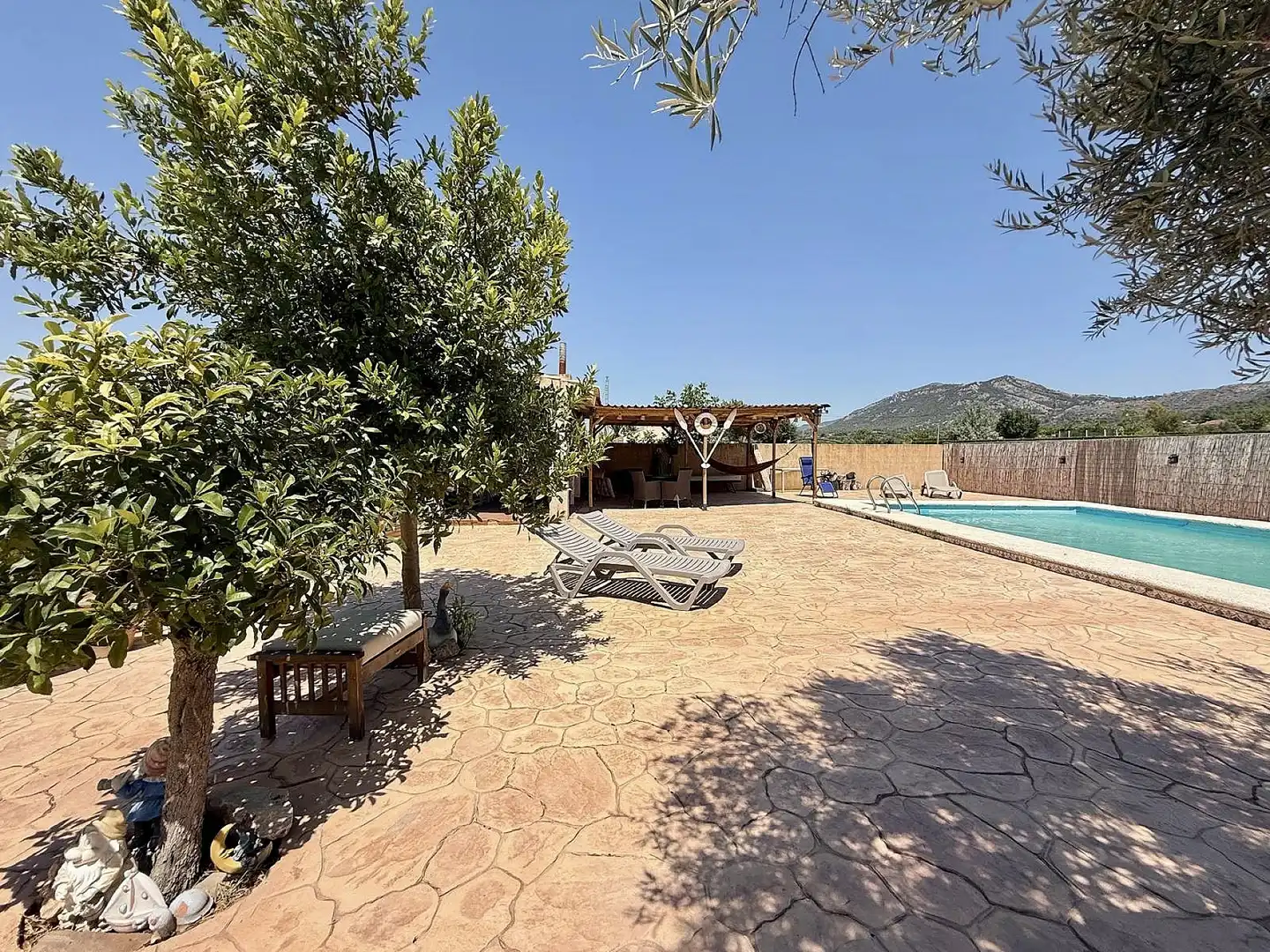 Piscina de Finca rústica en venda en Villena amb Terrassa