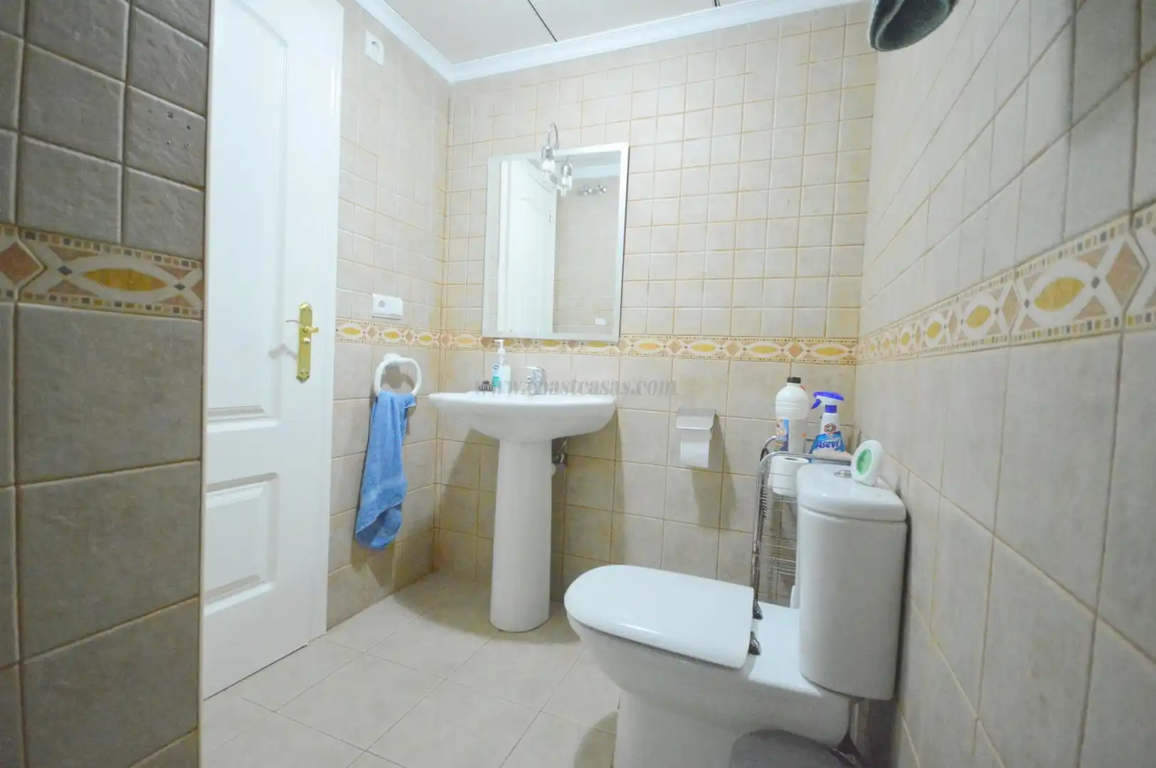 Baño de Apartamento en venta en Orihuela con Aire acondicionado, Calefacción y Terraza