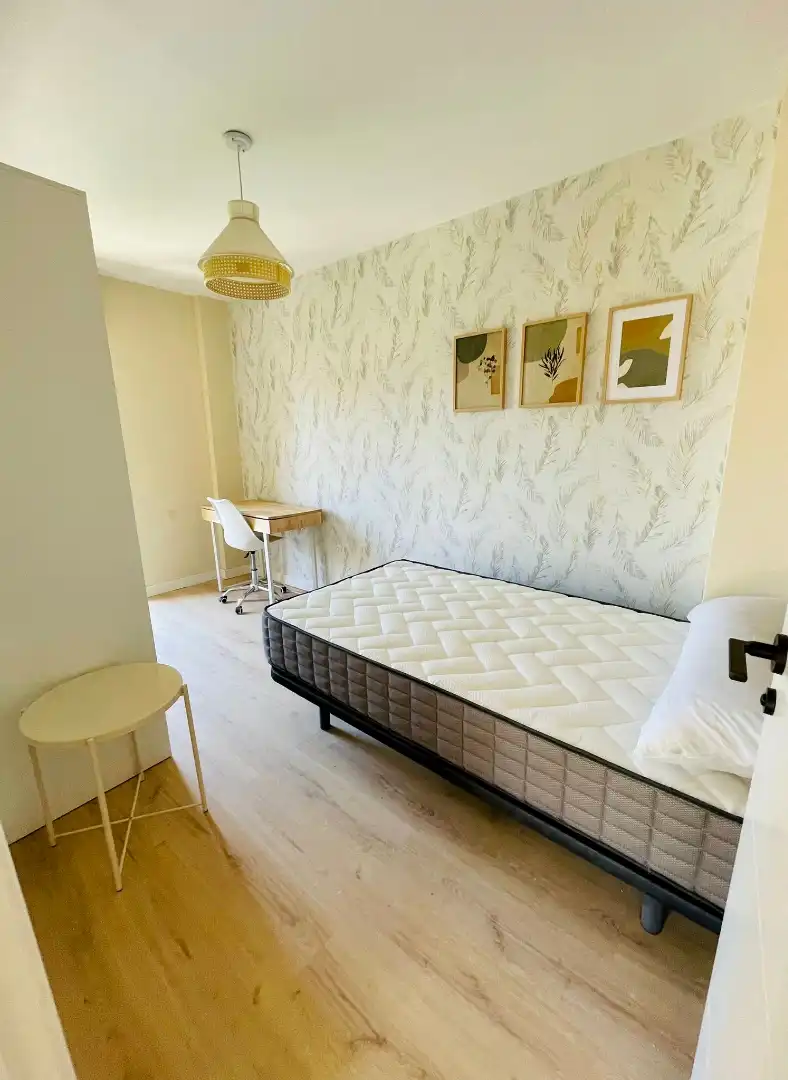 Bedroom of Flat for rent in Granada  with Air Conditioner, Heating and Parquet flooring