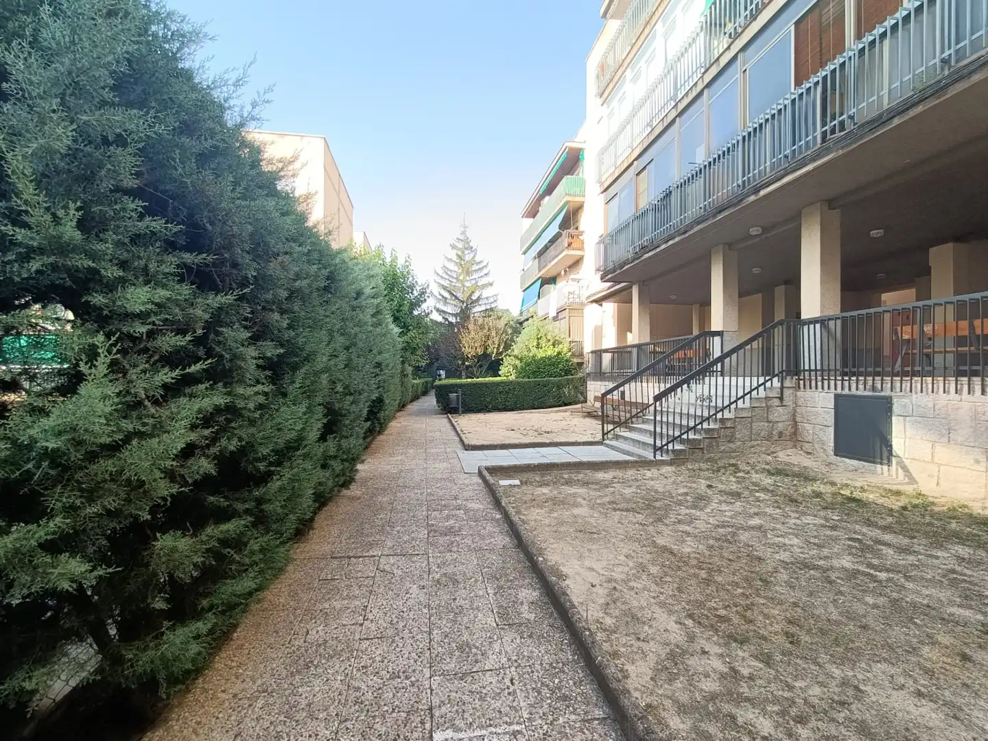 Vista exterior de Pis en venda en Collado Villalba amb Calefacció, Terrassa i Traster
