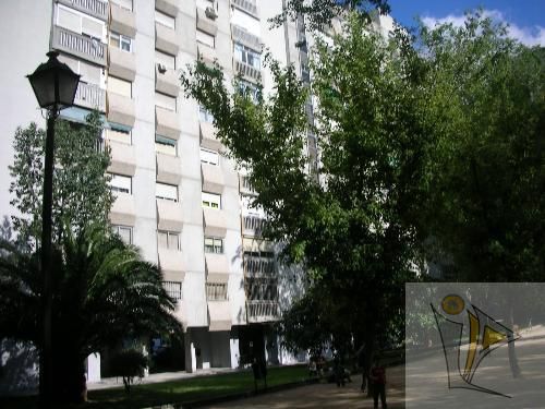 Piso en venta en AV RAFAELA YBARRA , Orcasitas