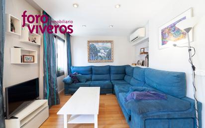 Living room of Flat to rent in  Valencia Capital  with Air Conditioner and Balcony