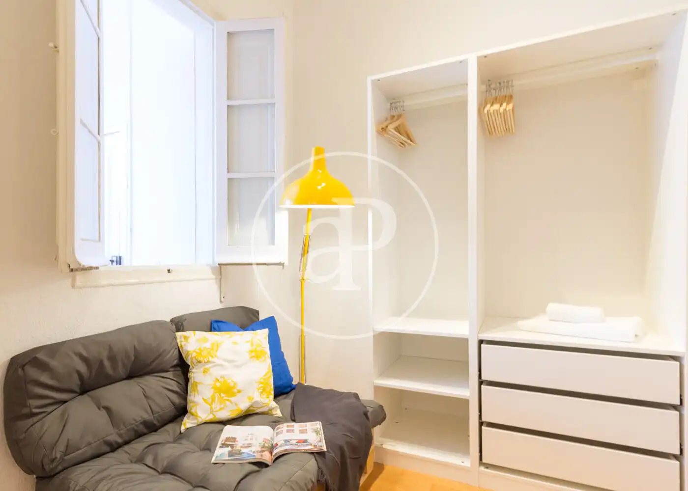 Piso con terraza en venta en Carrer de Girona, imagen 6