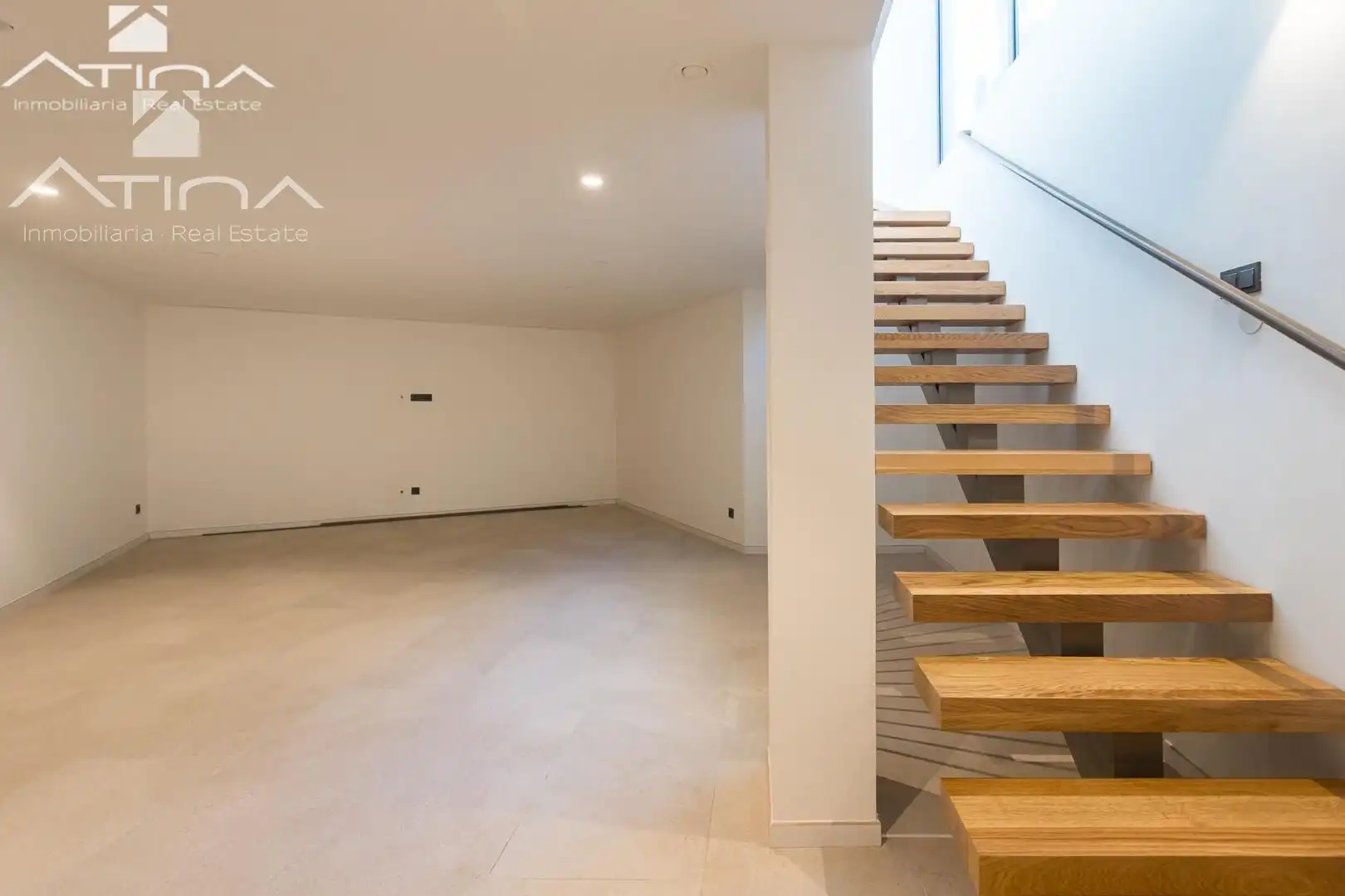 Houses for sale in Jávea / Xàbia  with Air Conditioner, Heating and Private garden