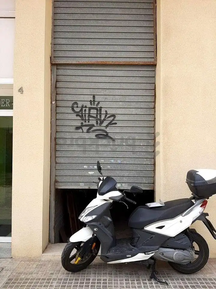 Exterior view of Commercial properties for sale in Cornellà de Llobregat