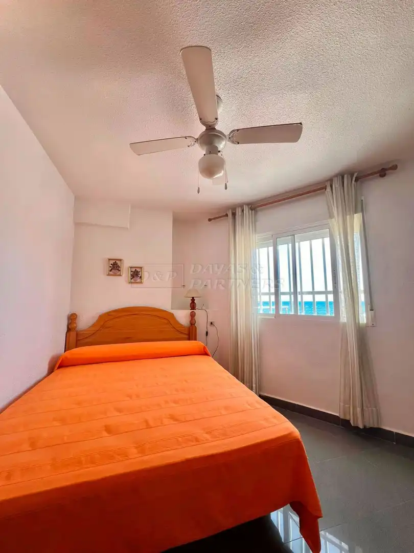 Habitación de Planta baja en venta en Torrevieja con Aire acondicionado, Terraza y Trastero