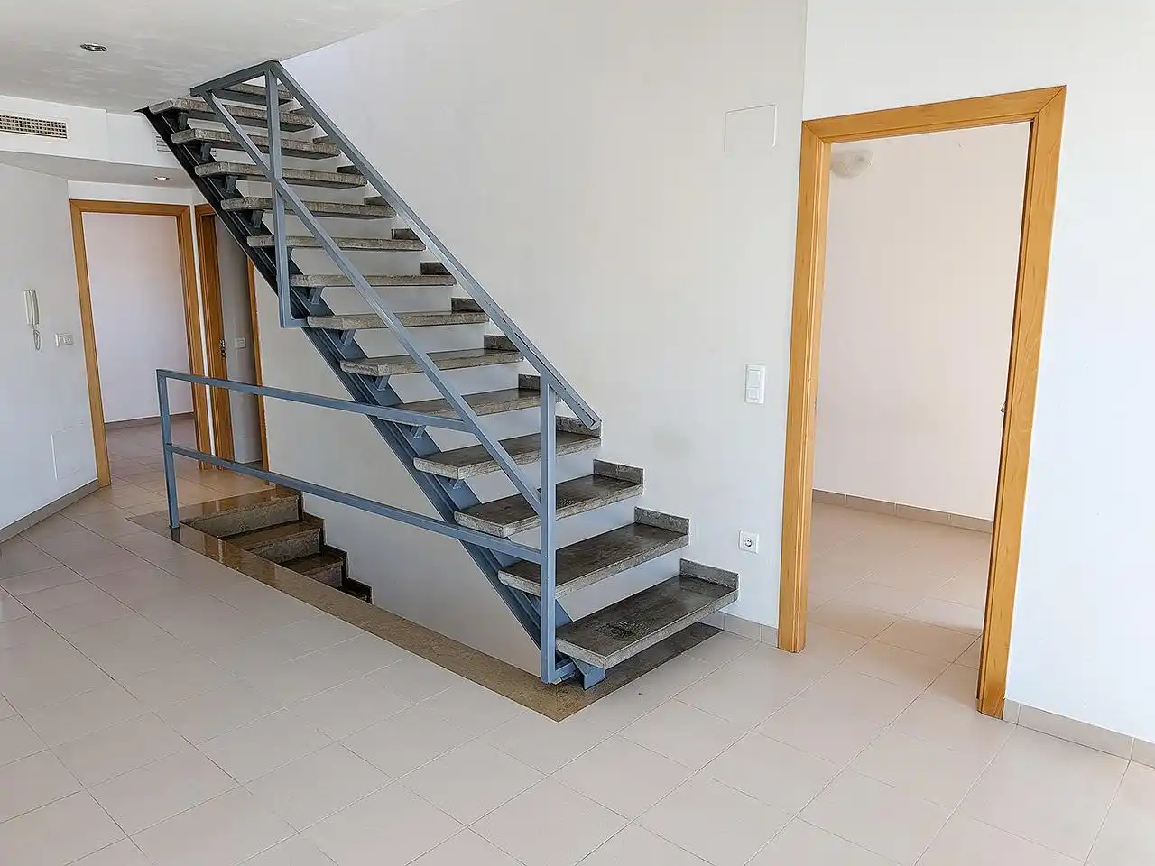 Maisonette zum Verkauf in Ulldecona mit Klimaanlage, Terrasse und Alarm