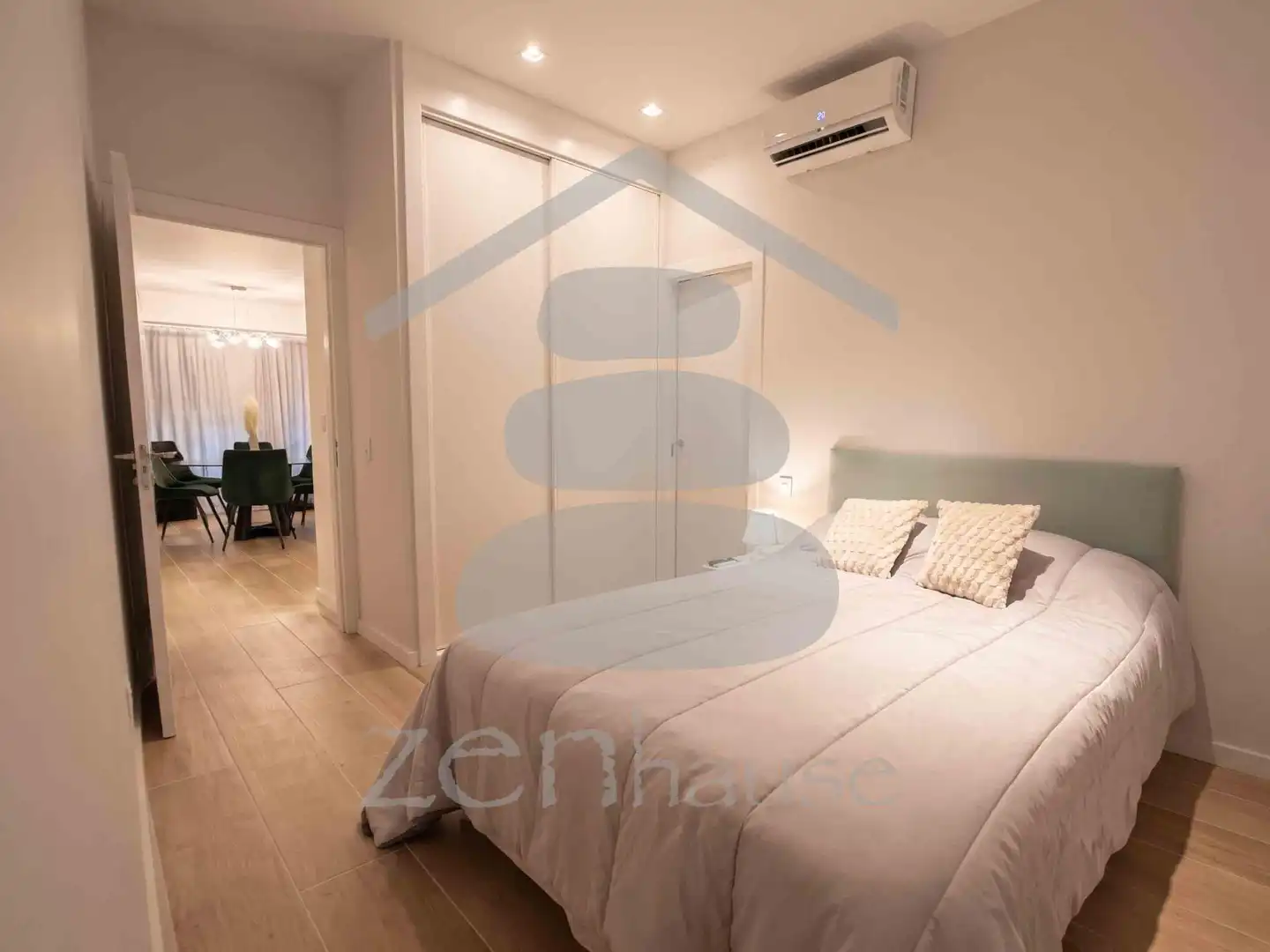 Bedroom of Flat for rent in Madrid  with Air Conditioner and Heating