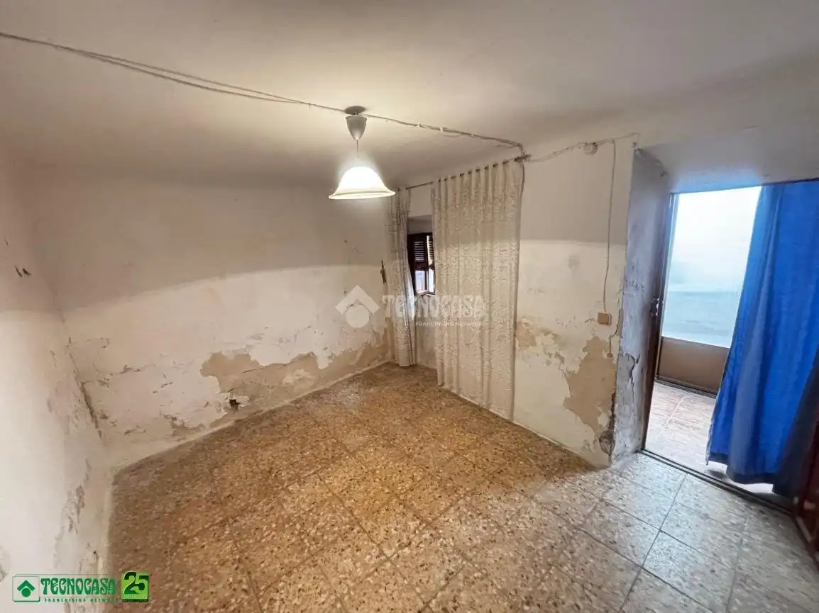Casa adosada en venta en Membrilla