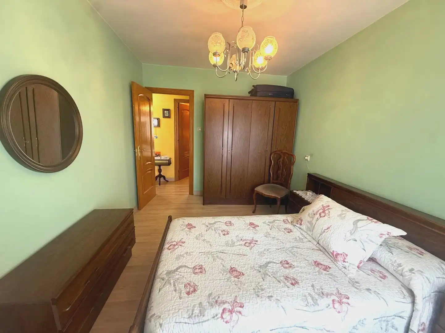 Habitación de Piso en venta en Avilés con Calefacción, Terraza y Amueblado