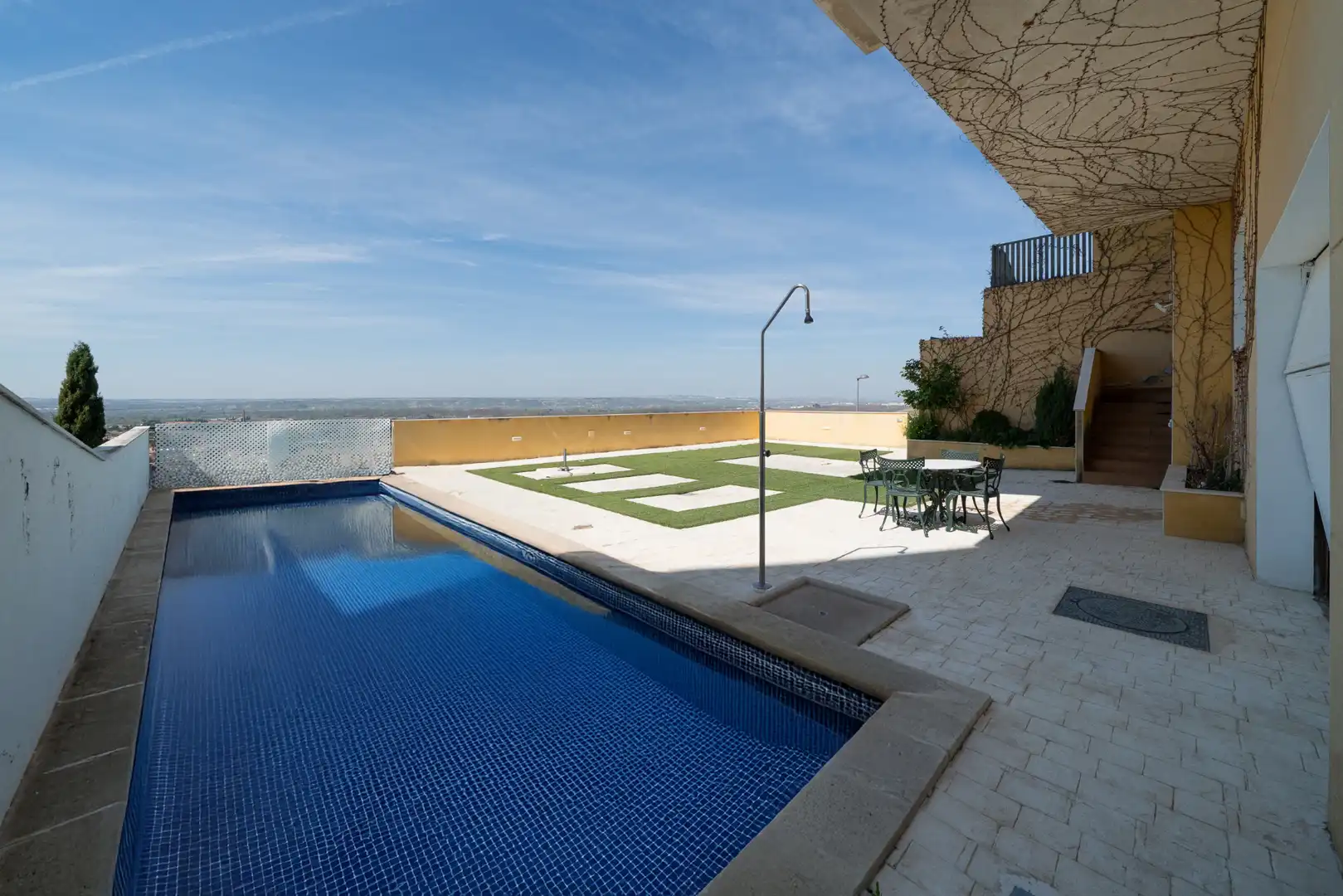Swimming pool of Houses for sale in Aranjuez