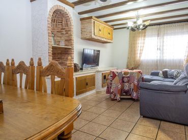 Casa a schiera con balcone in vendita a Petrer