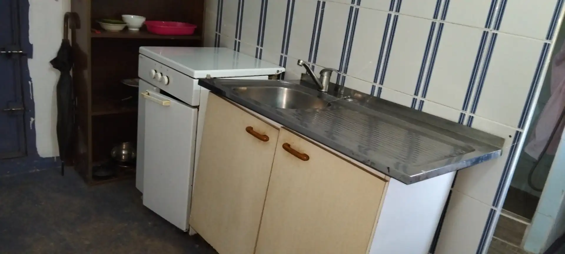 Kitchen of Houses for sale in Cenicientos  with Private garden, Terrace and Storage room