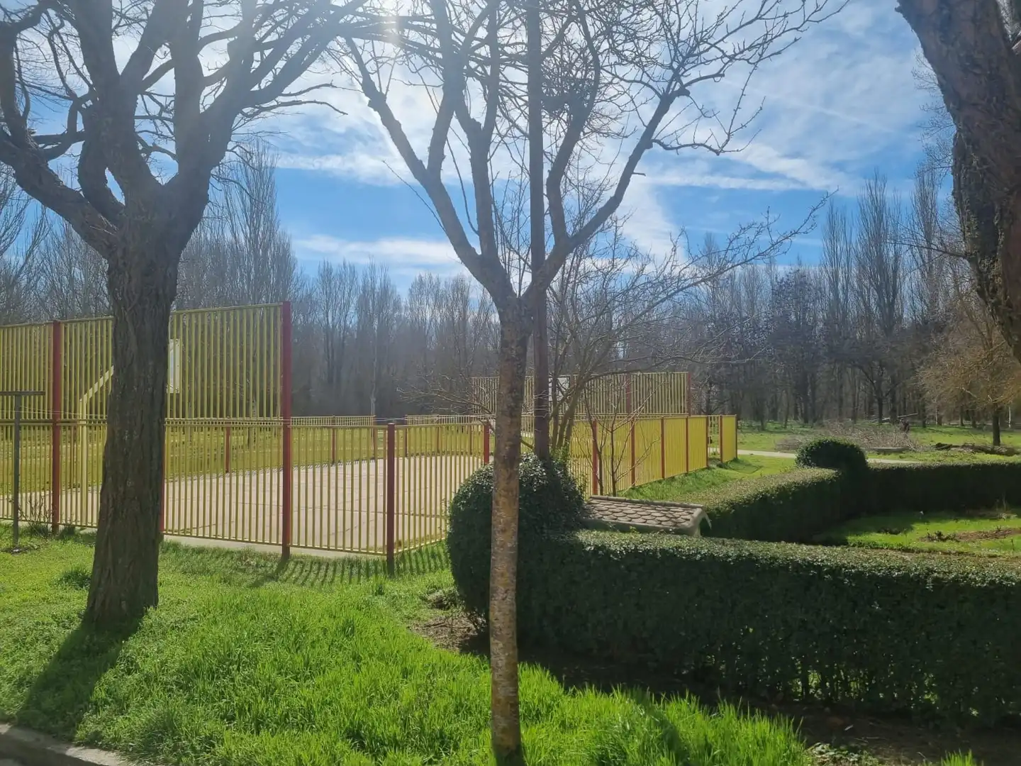 Casa adosada en venda en Burgos amb Traster