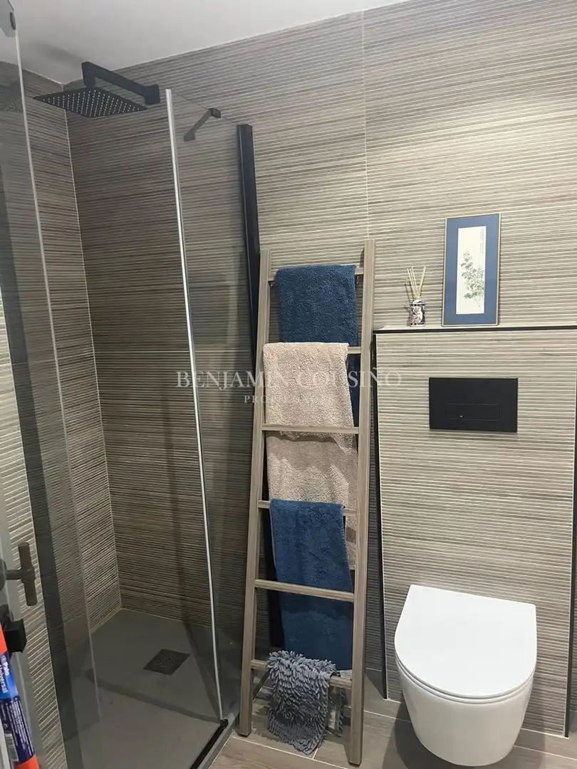 Baño de Piso de alquiler en Madrid con Amueblado