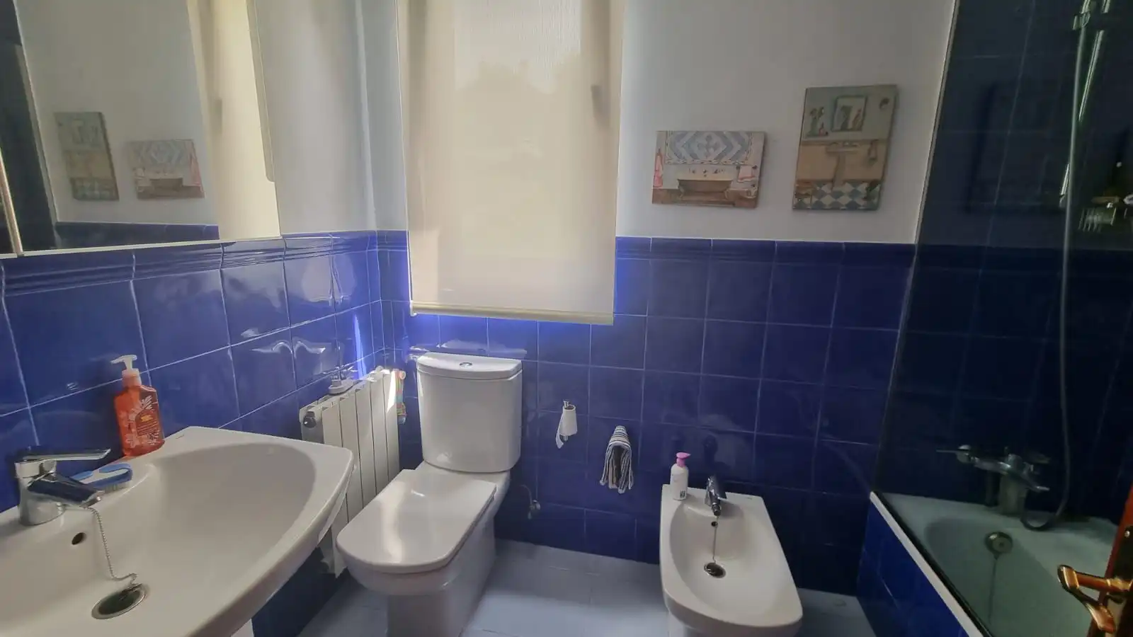 Bany de Casa o xalet en venda en Miengo amb Calefacció, Jardí privat i Moblat