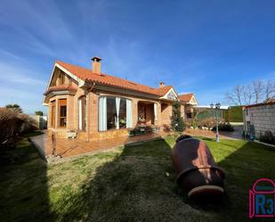 Garden of House or chalet for sale in Villadangos del Páramo  with Heating, Private garden and Storage room