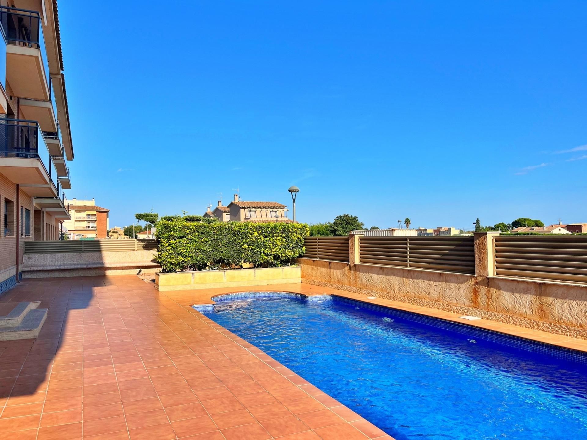 Piscina de Planta baixa en venda en L'Aldea