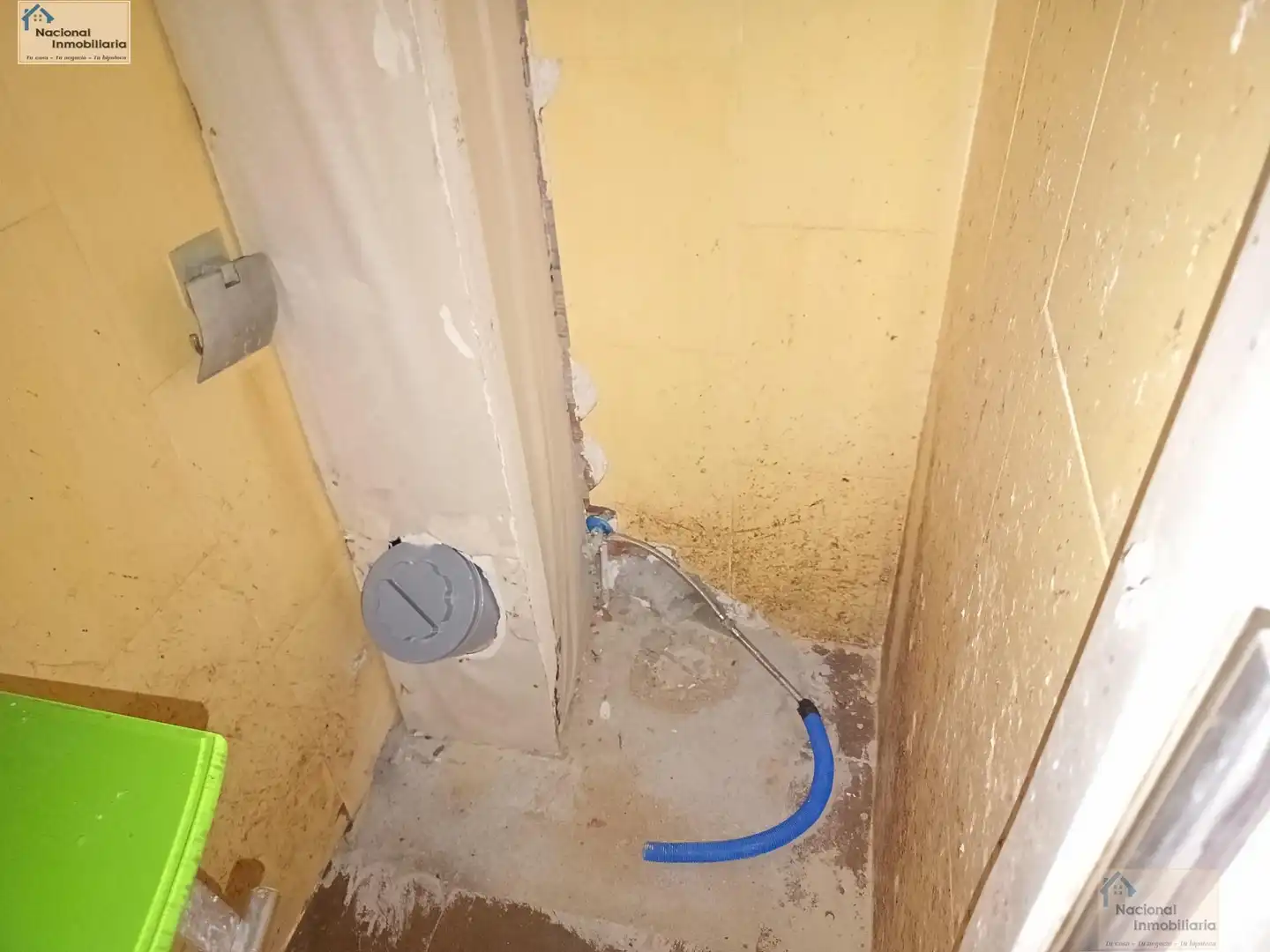 Badezimmer von Geschaftsraum zum Verkauf in El Espinar