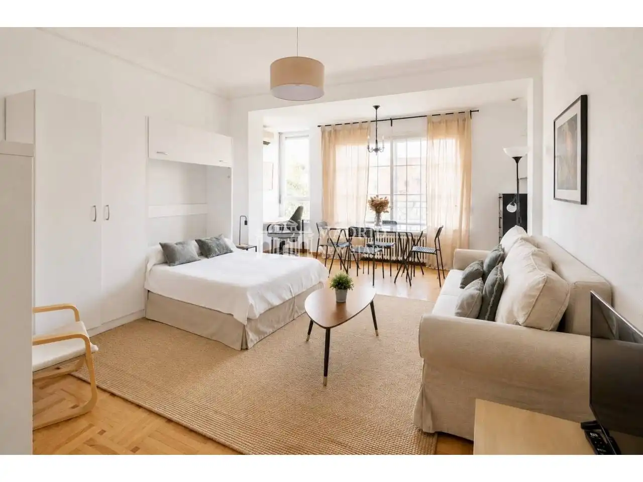 Habitación de Estudio de alquiler en Madrid con Aire acondicionado, Calefacción y Parquet