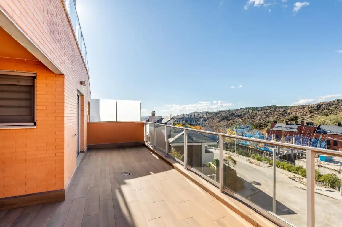 Terrace of Houses for sale in Torrelodones  with Air Conditioner, Private garden and Terrace