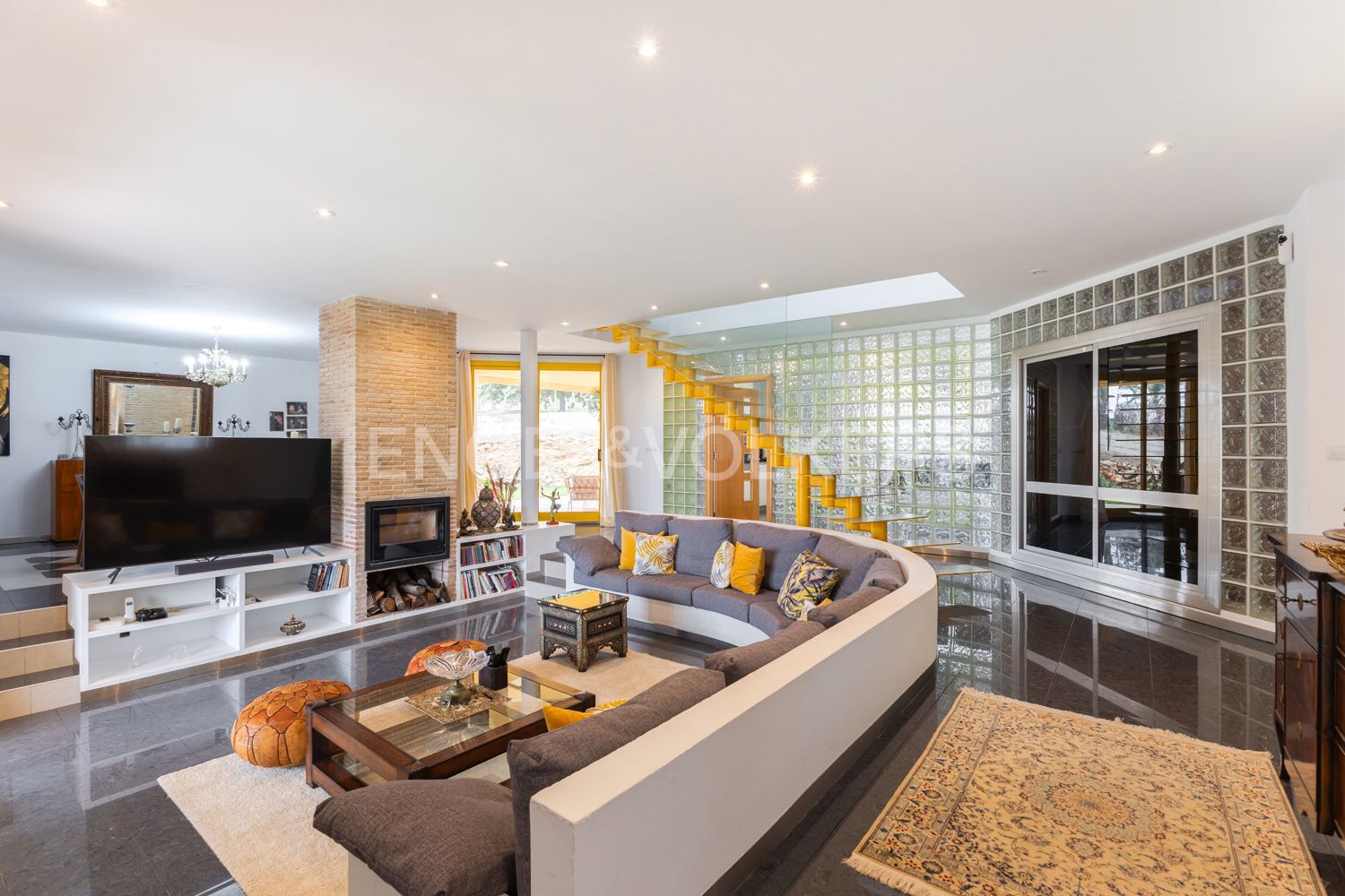 Living room of House or chalet for sale in Torrent  with Heating, Private garden and Terrace