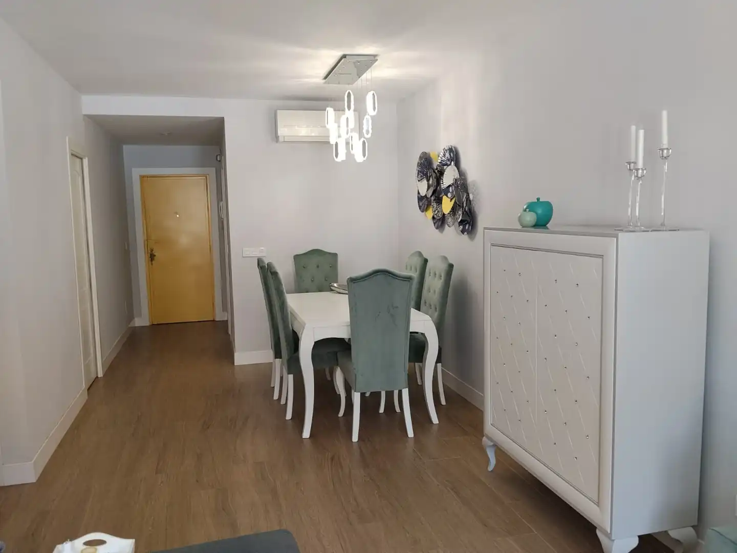 Dining room of Flat for rent in Almuñécar  with Air Conditioner, Parquet flooring and Furnished